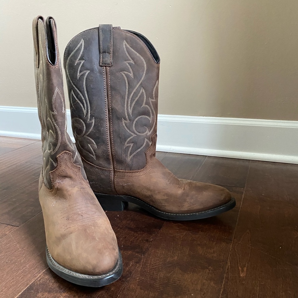 Men’s cowboy boots